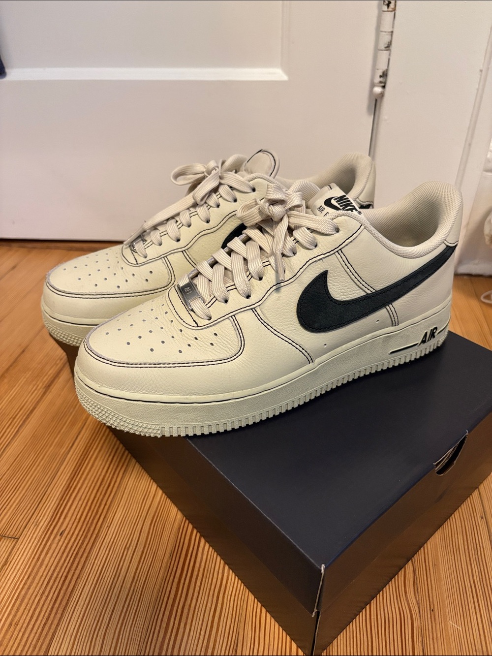 Nike Air Force 1 Low — Khaki/Black